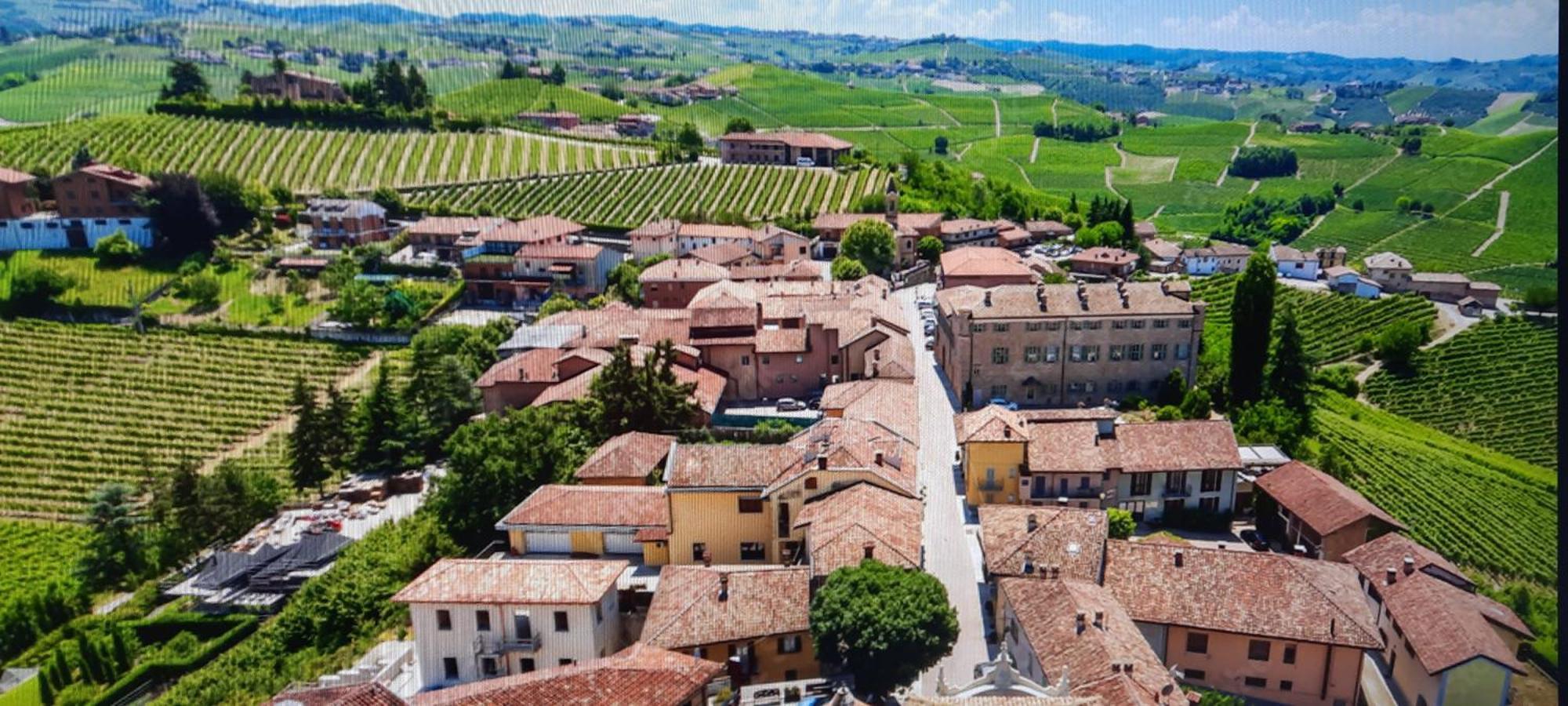 Ca Trifolera Barbaresco - Romantico Cascinale Con Antica Cantina Nel Cuore Delle Langhe - Degustazione Vini Nella Nostra Cantina Kültér fotó