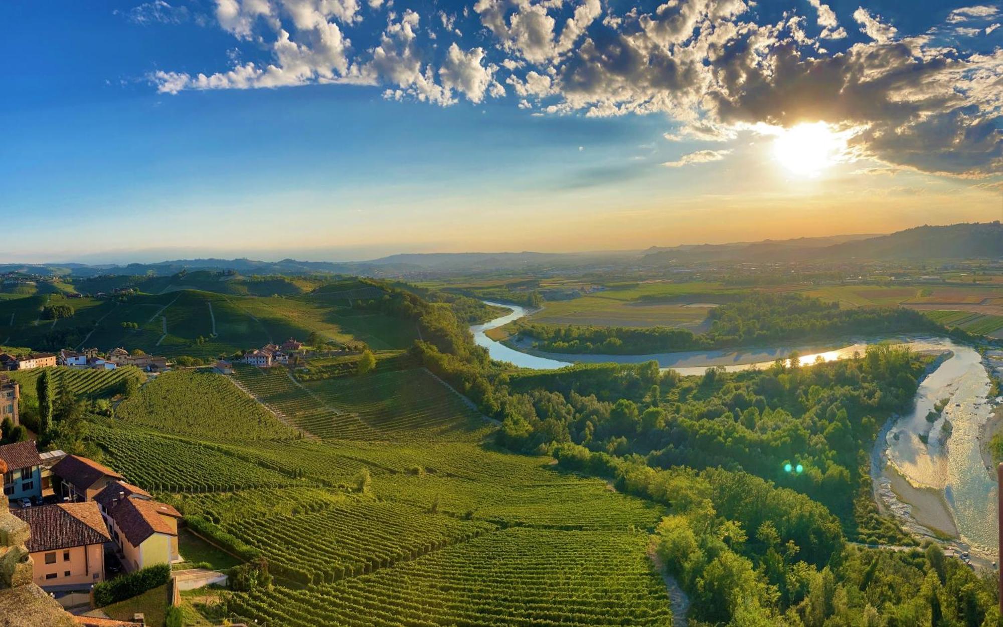 Ca Trifolera Barbaresco - Romantico Cascinale Con Antica Cantina Nel Cuore Delle Langhe - Degustazione Vini Nella Nostra Cantina Kültér fotó
