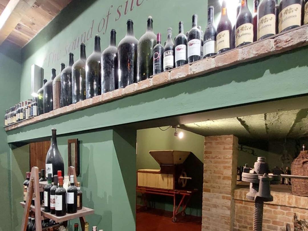 Ca Trifolera Barbaresco - Romantico Cascinale Con Antica Cantina Nel Cuore Delle Langhe - Degustazione Vini Nella Nostra Cantina Kültér fotó